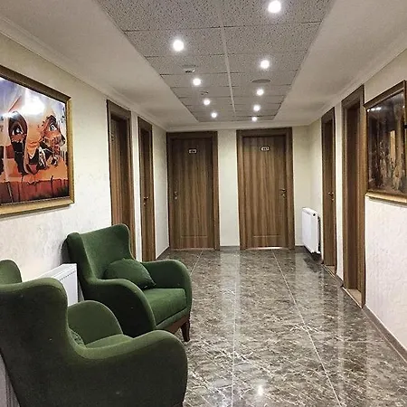 Koc Hotel 3*
