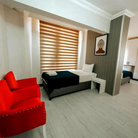 Koc Hotel 3*