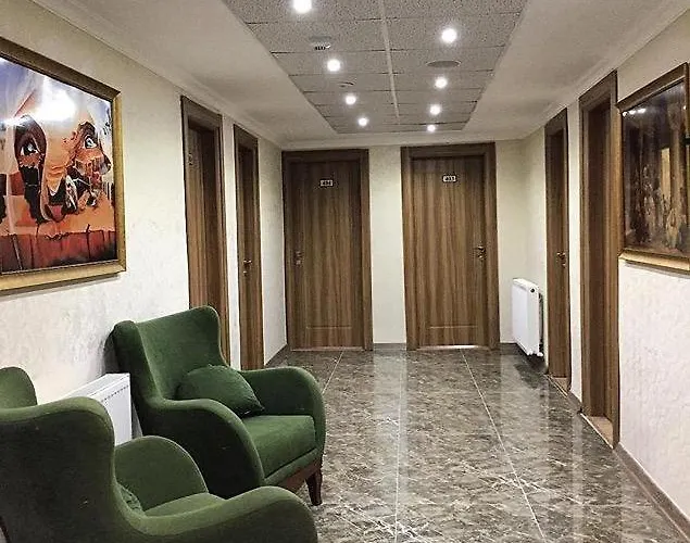 Koc Hotel 3*